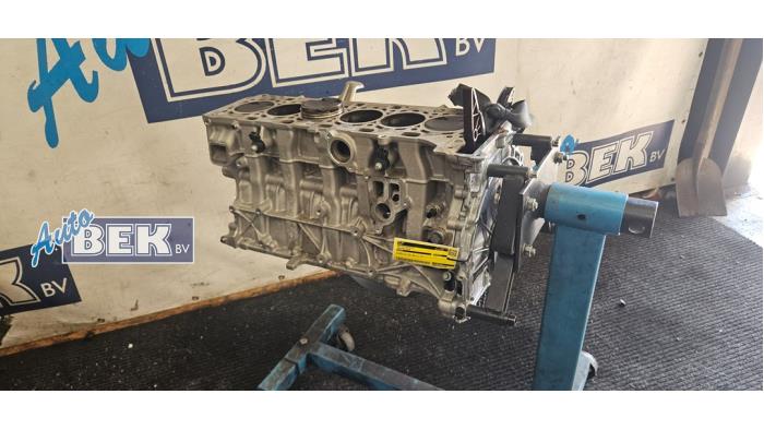 Used Engine crankcase BMW M3 (G80) 3.0 Competition xDrive Turbo 24V Price € 2.000,00 Margin scheme offered by Auto Bek