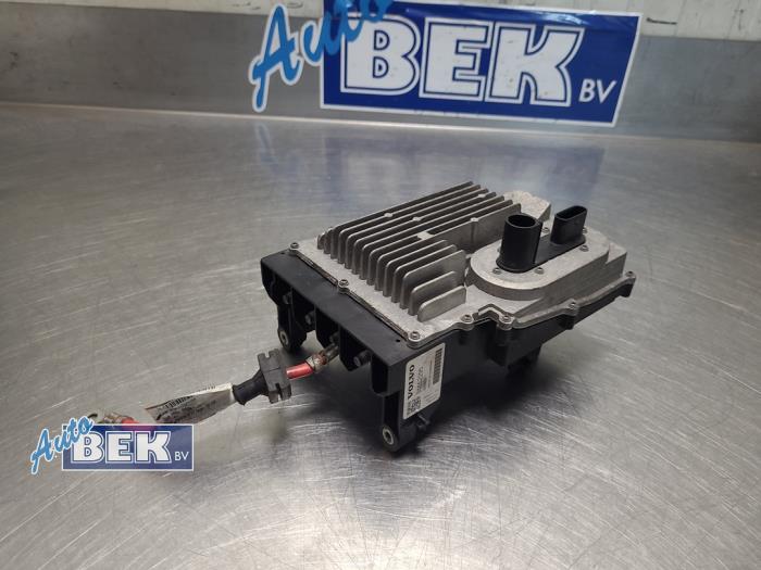 Begagnade Batterikontrollmodul Volvo V90 Cross Country (PZ) 2.0 T5 16V AWD Pris € 59,00 Marginaltabell erbjuds av Auto Bek