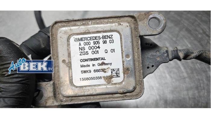 Lambda probe from a Mercedes-Benz GLC (X253) 2.2 220d 16V BlueTEC 4-Matic 2015