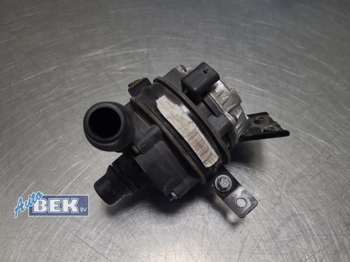 Begagnade Extra vattenpump Mercedes GLC (X253) 2.2 220d 16V BlueTEC 4-Matic Pris € 29,00 Marginaltabell erbjuds av Auto Bek