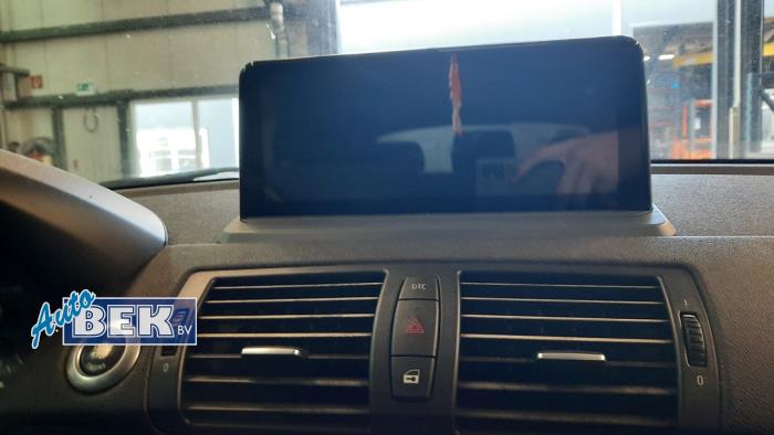 Begagnade Innerdisplay BMW 1 serie (E87/87N) 118i 16V Pris på förfrågan erbjuds av Auto Bek