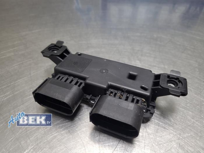 Usagé Module pompe carburant Mercedes Sprinter 3,5t (907.6/910.6) 314 CDI 2.1 D FWD Prix € 18,15 Prix TTC proposé par Auto Bek