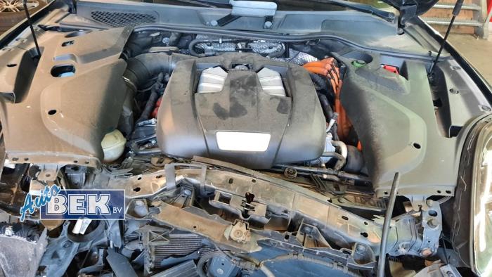 Gebrauchte Motor Porsche Cayenne II (92A) 3.0 S E-Hybrid 24V Preis € 5.999,99 Margenregelung angeboten von Auto Bek