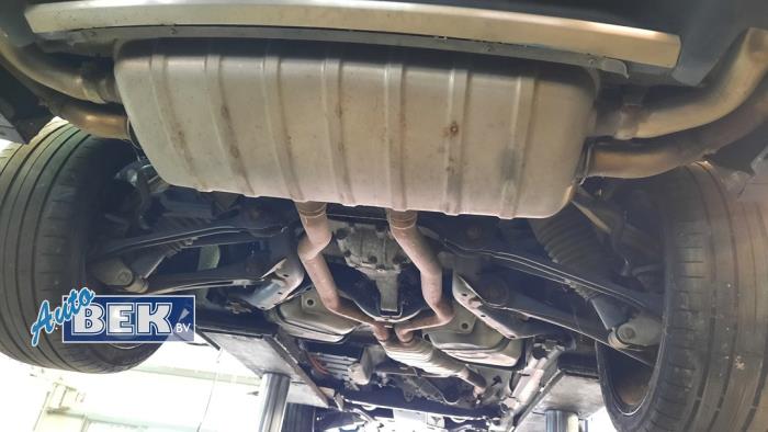 Gebrauchte Auspuff Enddämpfer Porsche Cayenne II (92A) 3.0 S E-Hybrid 24V Preis auf Anfrage angeboten von Auto Bek