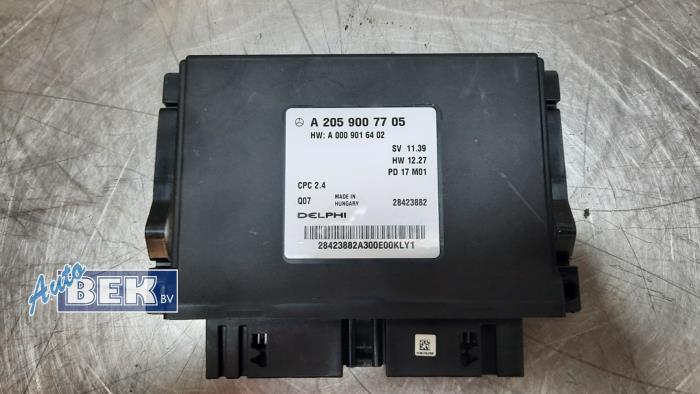 Automatic gearbox computer from a Mercedes-Benz GLC Coupe (C253) 2.2 250d 16V BlueTEC 4-Matic 2017