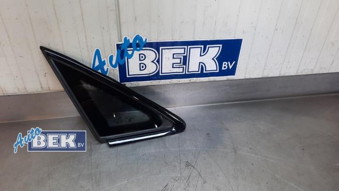 Usados Ventanilla triangular izquierda detrás Audi S3 Limousine (8VM/8VS) 2.0 TFSI 16V Precio € 50,00 Norma de margen ofrecido por Auto Bek