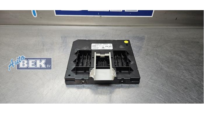 Używane Sterownik Body Control Volkswagen Golf VIII (CD1) 2.0 GTI 16V Cena € 100,00 Procedura marży oferowane przez Auto Bek