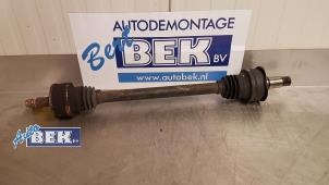 Used Drive shaft, rear right Mercedes C (W203) 2.2 C-220 CDI 16V Price € 31,00 Margin scheme offered by Auto Bek