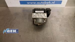 Usados Bomba ABS Renault Scénic II (JM) 1.5 dCi 105 Precio € 25,00 Norma de margen ofrecido por Auto Bek
