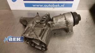 Usados Cuerpo de filtro de aceite BMW 3 serie Touring (E46/3) 320d 16V Precio € 22,50 Norma de margen ofrecido por Auto Bek
