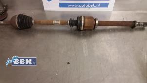 Used Front drive shaft, right Renault Scénic II (JM) 1.5 dCi 105 Price € 24,99 Margin scheme offered by Auto Bek