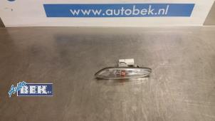 Usagé Feu clignotant gauche BMW 3 serie (E90) 330d 24V Prix € 7,50 Règlement à la marge proposé par Auto Bek
