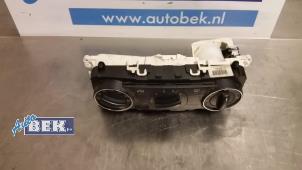 Usados Panel de control de aire acondicionado Mercedes A (W169) 2.0 A-200 Precio € 55,00 Norma de margen ofrecido por Auto Bek