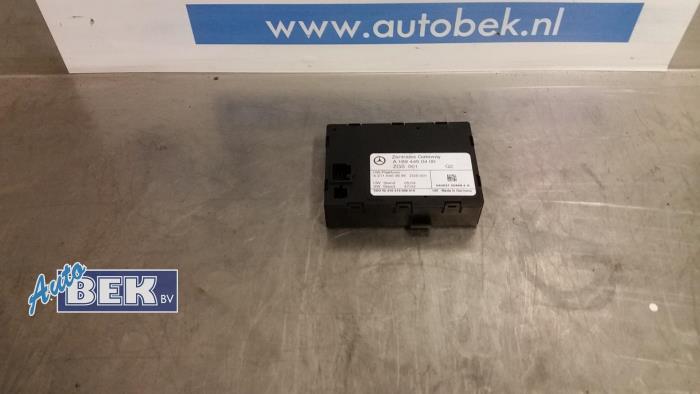 Used Computer, miscellaneous Mercedes A (W169) 2.0 A-200 Price € 12,49 Margin scheme offered by Auto Bek