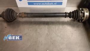 Used Front drive shaft, right Volkswagen Bora (1J2) 1.9 TDI 115 Price € 24,99 Margin scheme offered by Auto Bek