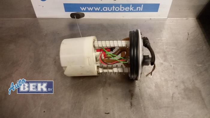Usagé Pompe à carburant Ford Fiesta 5 (JD/JH) 1.4 16V Prix € 75,00 Règlement à la marge proposé par Auto Bek