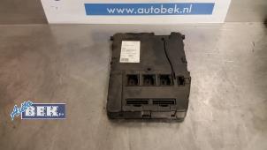 Usados Ordenador de gestión de motor Renault Grand Scénic II (JM) 2.0 16V Precio € 22,50 Norma de margen ofrecido por Auto Bek