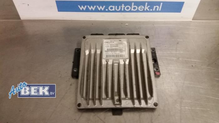 Used Injection computer Renault Clio III (BR/CR) 1.5 dCi 70 Price € 50,00 Margin scheme offered by Auto Bek