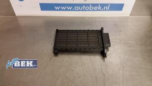 Used Heating element Renault Clio III (BR/CR) 1.5 dCi 70 Price on request offered by Auto Bek