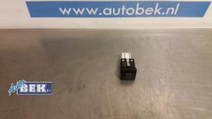 Gebrauchte ASR Schalter Volkswagen Golf Plus (5M1/1KP) 1.9 TDI 105 Preis auf Anfrage angeboten von Auto Bek