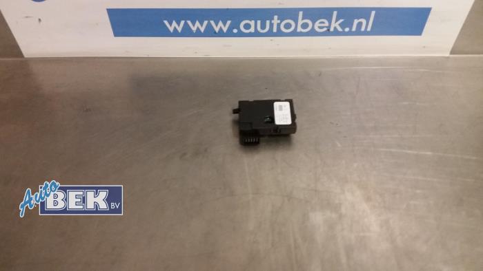 Begagnade Styrboxsensor Volkswagen Golf Plus (5M1/1KP) 1.9 TDI 105 Pris € 14,99 Marginaltabell erbjuds av Auto Bek