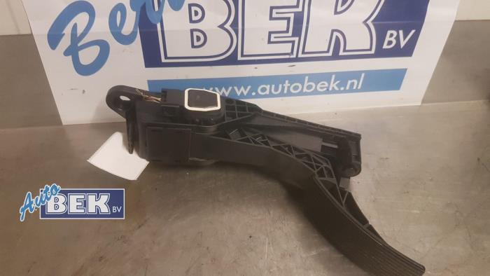 Begagnade Gaspedalsensor Mercedes ML II (164/4JG) 3.5 350 4-Matic V6 24V Pris € 22,50 Marginaltabell erbjuds av Auto Bek
