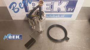 Usados Bomba eléctrica de combustible Volkswagen Golf Plus (5M1/1KP) 1.9 TDI 105 Precio € 50,00 Norma de margen ofrecido por Auto Bek