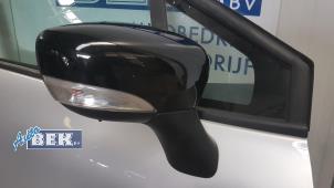 Used Wing mirror, right Renault Clio IV (5R) 0.9 Energy TCE 90 12V Price € 56,00 Margin scheme offered by Auto Bek