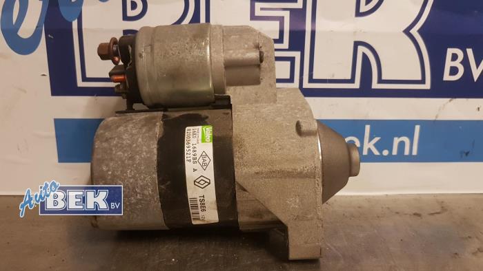 Starter from a Renault Twingo II (CN) 1.2 16V LEV 2010