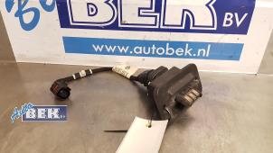 Used Sliding door switch Volkswagen Caddy III (2KA,2KH,2CA,2CH) 2.0 SDI Price € 15,00 Margin scheme offered by Auto Bek