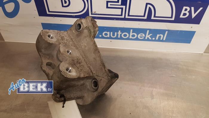 Used Engine mount Fiat Punto Evo (199) 1.2 Euro 4 Price € 15,00 Margin scheme offered by Auto Bek