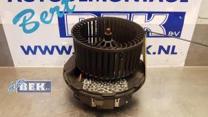Usados Motor de ventilador de calefactor Volkswagen Jetta III (1K2) 1.6 Precio € 45,00 Norma de margen ofrecido por Auto Bek