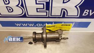 Used Clutch master cylinder BMW 3 serie Touring (E46/3) 318i 16V Price € 15,00 Margin scheme offered by Auto Bek