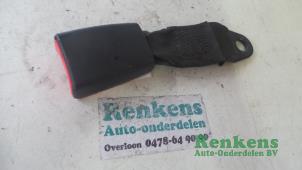 Usagé Attache ceinture arrière central Ford Ka II 1.2 Prix € 15,00 Règlement à la marge proposé par Renkens Auto-Onderdelen B.V.