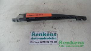 Used Rear wiper arm Ford S-Max (GBW) 1.6 EcoBoost 16V Price € 15,00 Margin scheme offered by Renkens Auto-Onderdelen B.V.