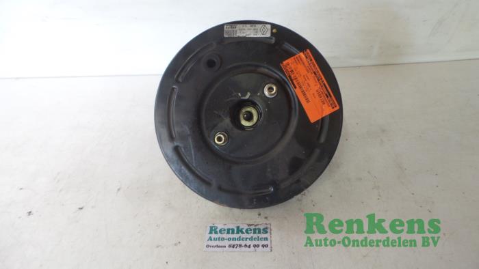 Usagé Servo frein Renault Scénic II (JM) 1.5 dCi 80 Prix € 40,00 Règlement à la marge proposé par Renkens Auto-Onderdelen B.V.