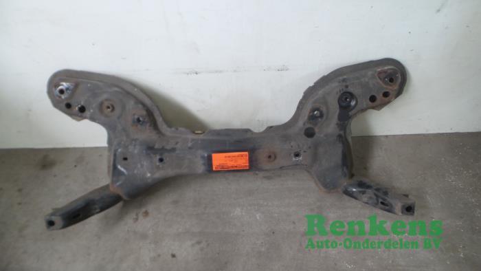 Used Subframe Fiat Punto II (188) 1.2 16V Price € 50,00 Margin scheme offered by Renkens Auto-Onderdelen B.V.