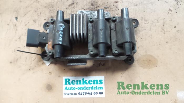 Gebrauchte Zündspule Volkswagen Passat Variant Syncro/4Motion (3B5) 2.8 30V Syncro Preis € 40,00 Margenregelung angeboten von Renkens Auto-Onderdelen B.V.