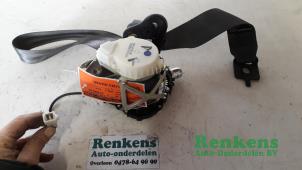 Used Rear seatbelt, right Renault Clio III (BR/CR) 1.5 dCi 70 Price € 40,00 Margin scheme offered by Renkens Auto-Onderdelen B.V.