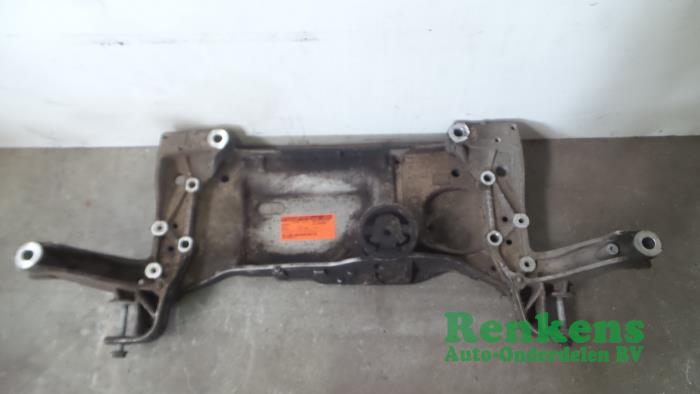 Used Subframe Skoda Octavia Combi (1Z5) 2.0 RS TDI PD 16V Price € 125,00 Margin scheme offered by Renkens Auto-Onderdelen B.V.