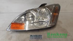 Used Headlight, left Ford C-Max (DM2) 1.6 TDCi 16V 109 Price € 30,00 Margin scheme offered by Renkens Auto-Onderdelen B.V.