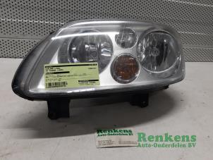 Used Headlight, left Volkswagen Touran (1T1/T2) 2.0 TDI DPF Price € 50,00 Margin scheme offered by Renkens Auto-Onderdelen B.V.