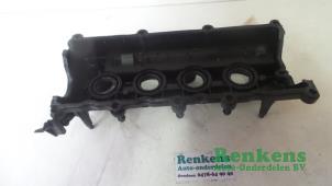 Ventildeckel van een Opel Astra J (PC6/PD6/PE6/PF6) 1.7 CDTi 16V 110 2011