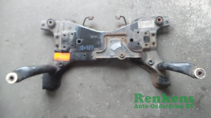 Usados Subchasis Ford Focus 2 Wagon 1.8 TDCi 16V Precio € 60,00 Norma de margen ofrecido por Renkens Auto-Onderdelen B.V.