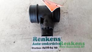 Używane Czujnik masy powietrza Opel Corsa C (F08/68) 1.0 12V Cena € 25,00 Procedura marży oferowane przez Renkens Auto-Onderdelen B.V.