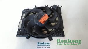 Usagé Ventilateur moteur Opel Astra H GTC (L08) 1.7 CDTi 16V Prix € 25,00 Règlement à la marge proposé par Renkens Auto-Onderdelen B.V.