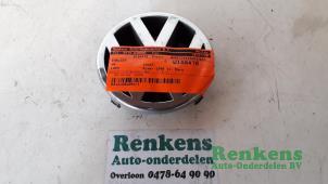 Używane Emblemat Volkswagen Lupo (6X1) 1.4 16V 75 Cena € 15,00 Procedura marży oferowane przez Renkens Auto-Onderdelen B.V.