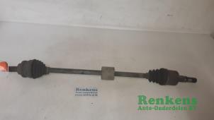 Used Front drive shaft, right Opel Agila (A) 1.2 16V Price € 30,00 Margin scheme offered by Renkens Auto-Onderdelen B.V.