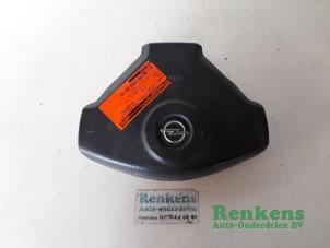 Used Left airbag (steering wheel) Opel Vivaro 1.9 DTI 16V Price € 40,00 Margin scheme offered by Renkens Auto-Onderdelen B.V.