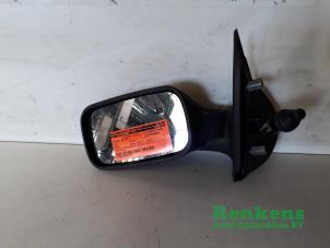 Used Wing mirror, left Fiat Punto I (176) 55 1.1 Price € 20,00 Margin scheme offered by Renkens Auto-Onderdelen B.V.
